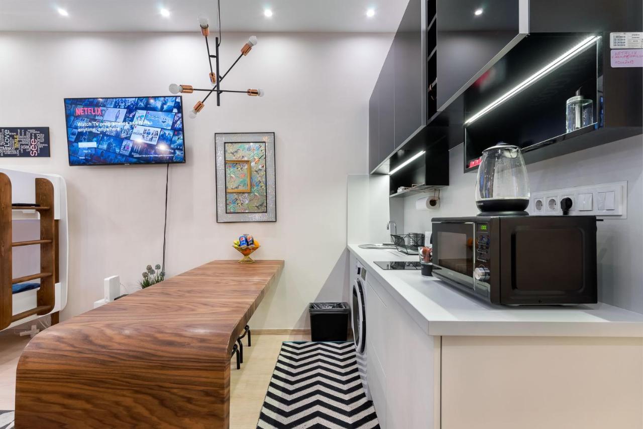 Economy Downtown Design Apartments - Free Parking - Balcony - Super Puplic Transport - Ac Budapest Exteriör bild