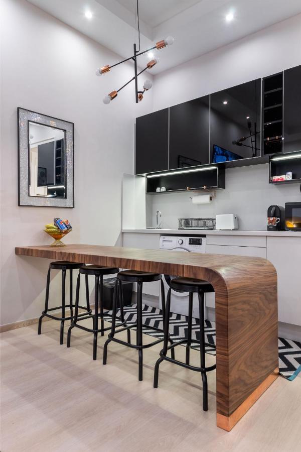 Economy Downtown Design Apartments - Free Parking - Balcony - Super Puplic Transport - Ac Budapest Exteriör bild