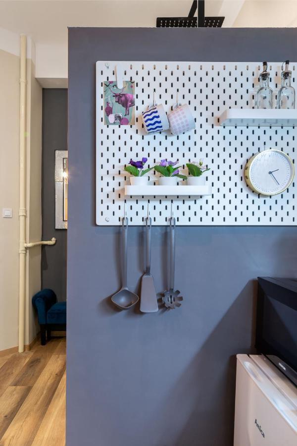 Economy Downtown Design Apartments - Free Parking - Balcony - Super Puplic Transport - Ac Budapest Exteriör bild