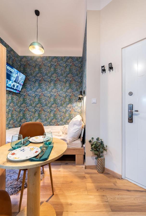 Economy Downtown Design Apartments - Free Parking - Balcony - Super Puplic Transport - Ac Budapest Exteriör bild
